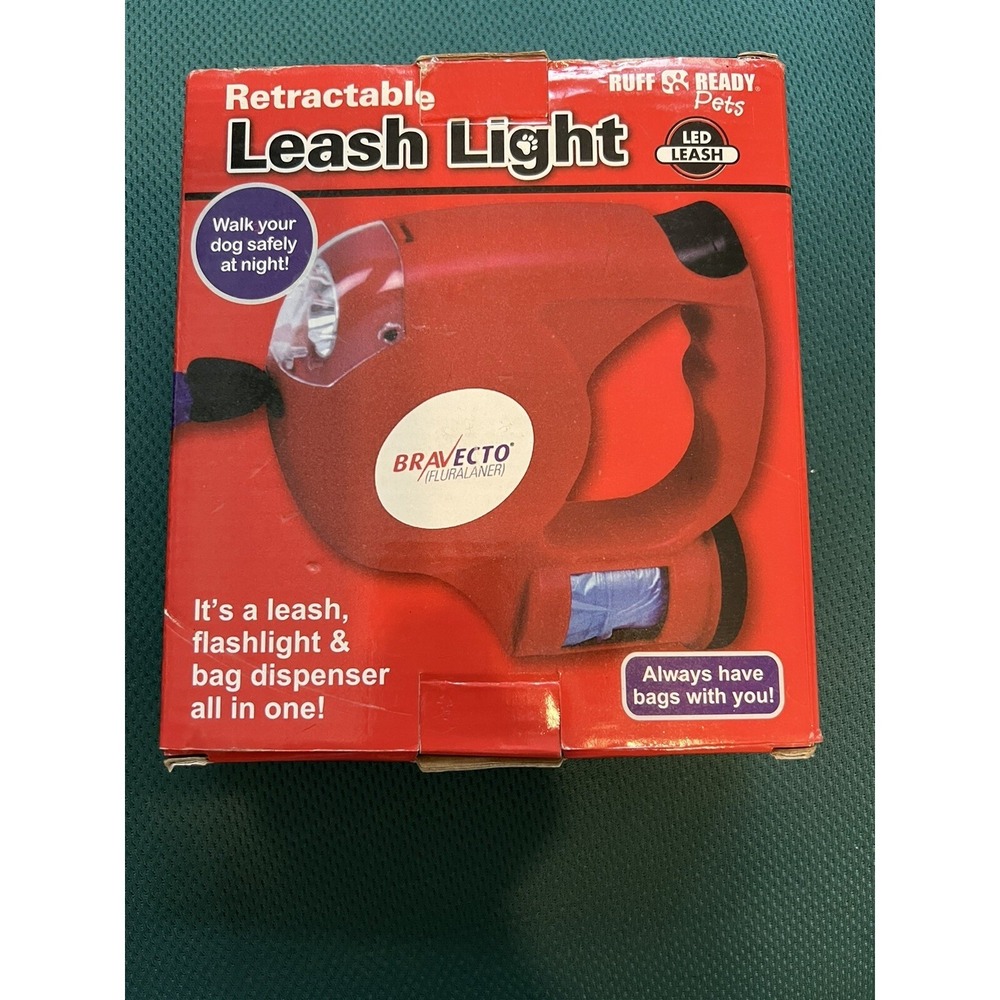 Ruff Ready Pets Retractable Leash Light &Bag Dispenser New‎ In Box